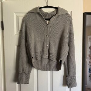 Abercrombie - collared cardigan